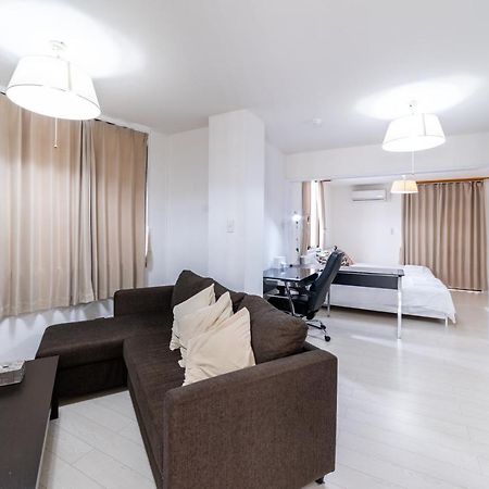 Апарт отель Izumisaki Terrace402 Наха Экстерьер фото