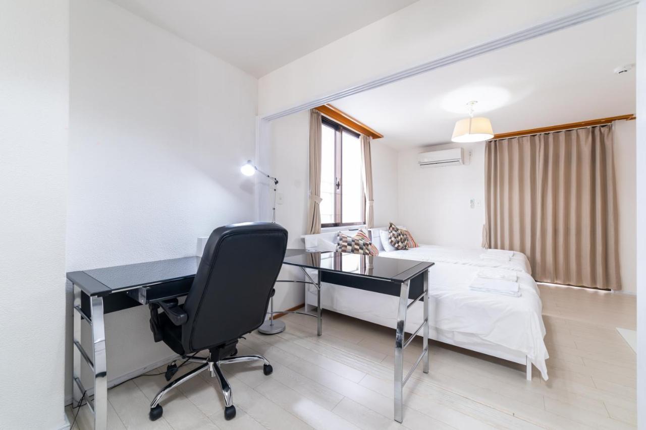 Апарт отель Izumisaki Terrace402 Наха Экстерьер фото
