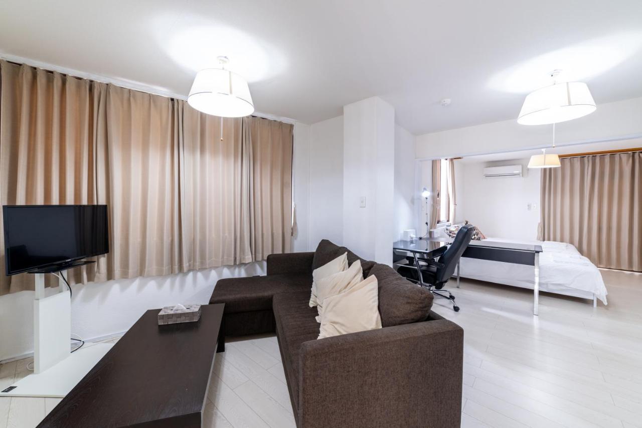 Апарт отель Izumisaki Terrace402 Наха Экстерьер фото